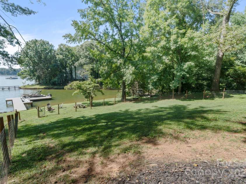 3539 Tee Street, Sherrills Ford, NC 28673.  MLS# CAR4282300, YatesRealty ID 26954. 