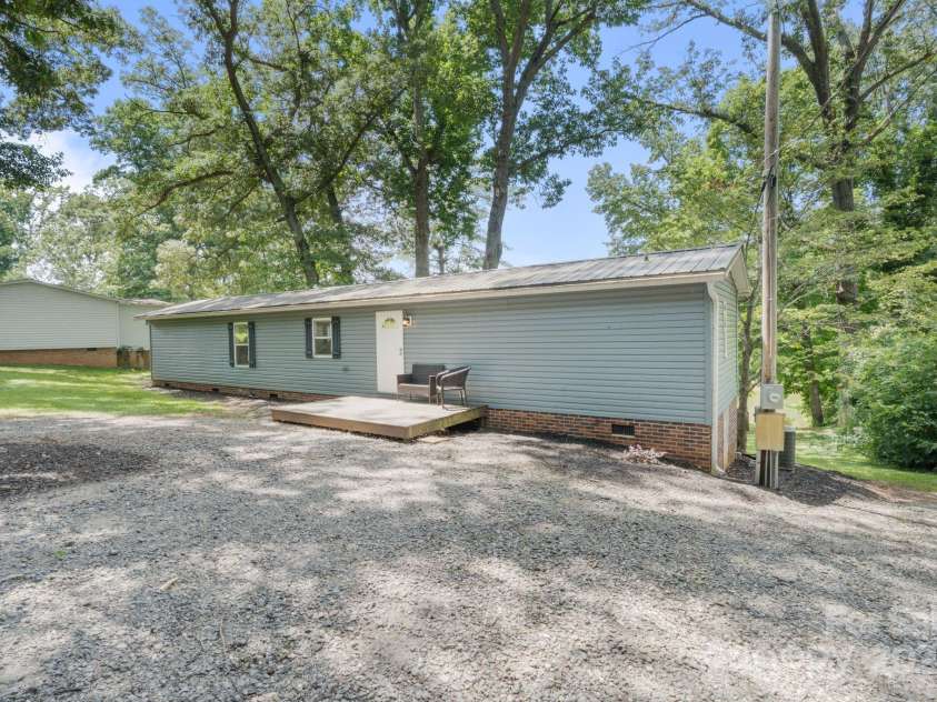 3539 Tee Street, Sherrills Ford, NC 28673.  MLS# CAR4282300, YatesRealty ID 26954. 