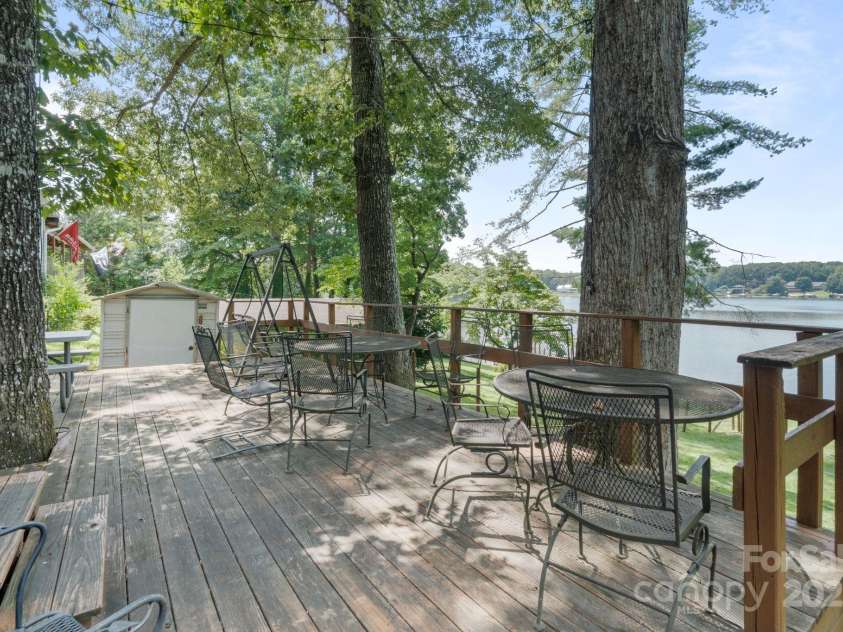 3539 Tee Street, Sherrills Ford, NC 28673.  MLS# CAR4282300, YatesRealty ID 26954. 