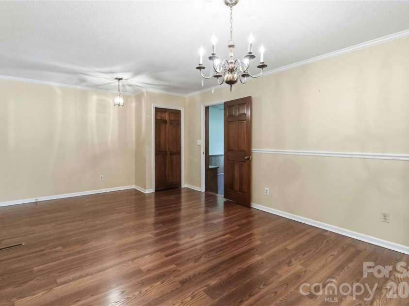 447 Partridge Place, York, SC 29745.  MLS# CAR4378725, YatesRealty ID 26954. 