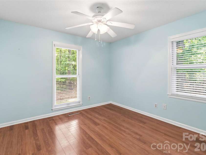 447 Partridge Place, York, SC 29745.  MLS# CAR4378725, YatesRealty ID 26954. 