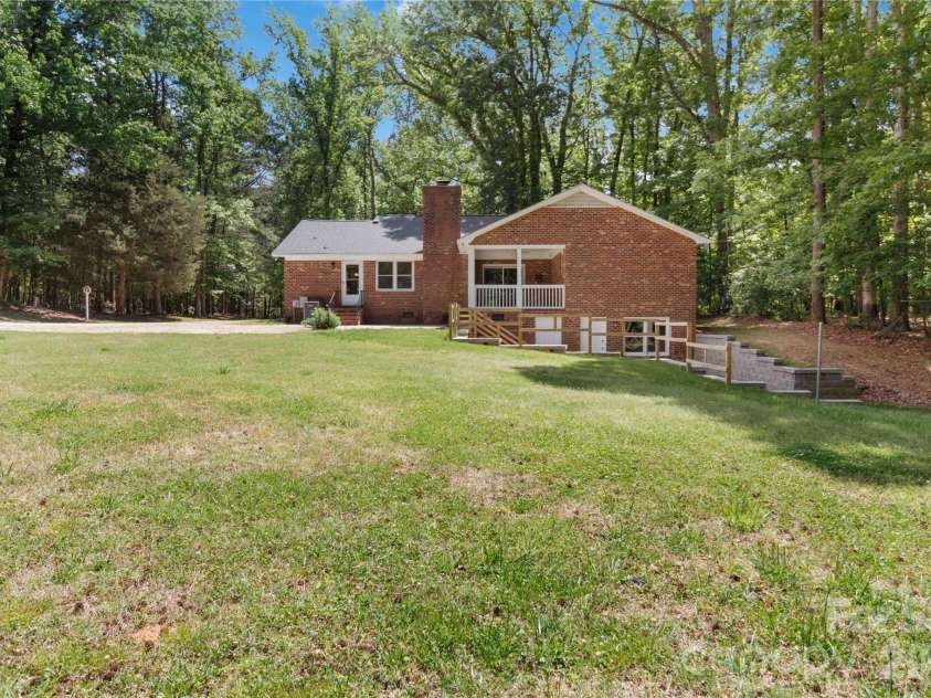 447 Partridge Place, York, SC 29745.  MLS# CAR4378725, YatesRealty ID 26954. 