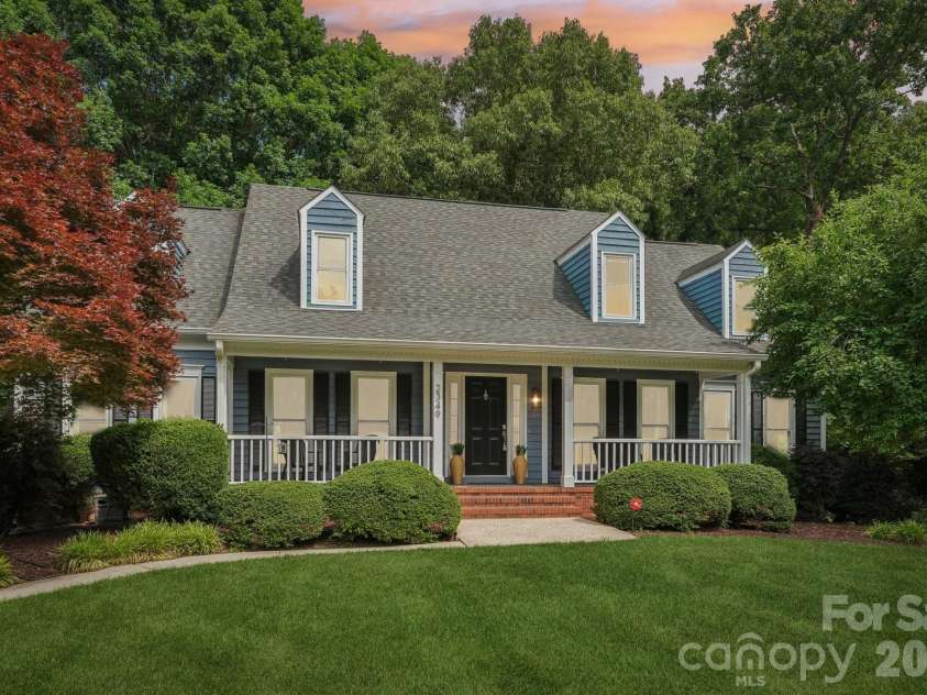 2349 Maria Lynn Court, Gastonia, NC 28056.  MLS# CAR4381762, YatesRealty ID 26955. 