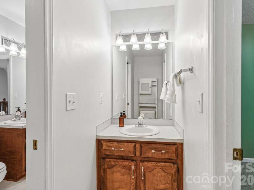 2349 Maria Lynn Court, Gastonia, NC 28056.  MLS# CAR4381762, YatesRealty ID 26955. 