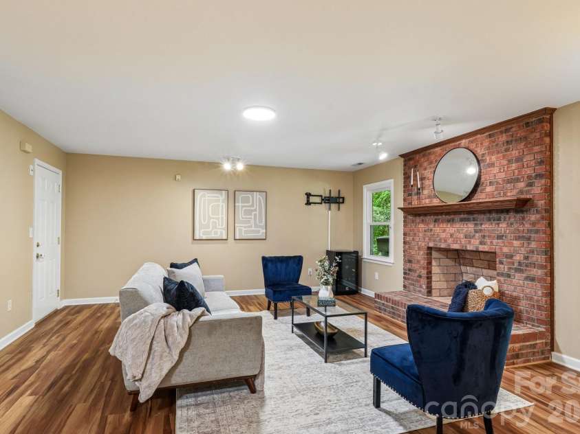 2349 Maria Lynn Court, Gastonia, NC 28056.  MLS# CAR4381762, YatesRealty ID 26955. 