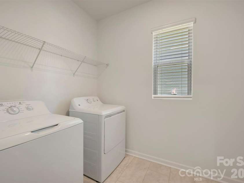 1727 Boulder Ridge Drive, Gastonia, NC 28052.  MLS# CAR4347089, YatesRealty ID 26958. Laundry room