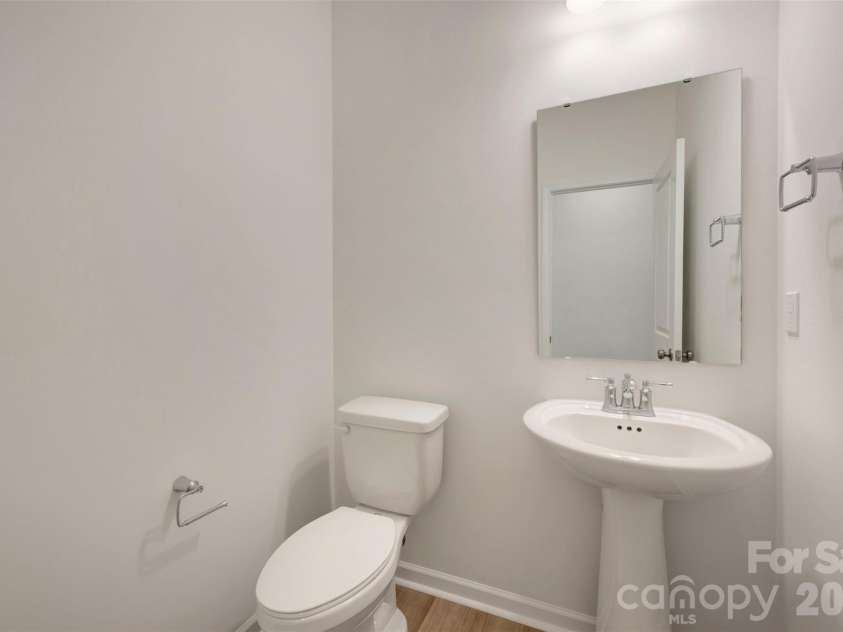 1727 Boulder Ridge Drive, Gastonia, NC 28052.  MLS# CAR4347089, YatesRealty ID 26958. Powder room