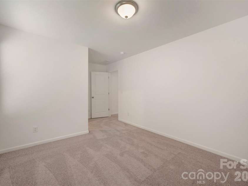 1727 Boulder Ridge Drive, Gastonia, NC 28052.  MLS# CAR4347089, YatesRealty ID 26958. Second floor bedroom