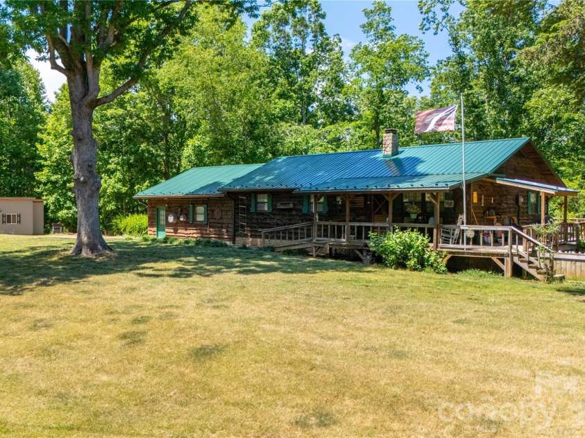 47 Johnson Drive, Marion, NC 28752.  MLS# CAR4386207, YatesRealty ID 26959. 