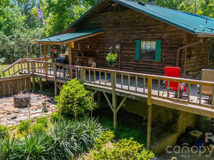 47 Johnson Drive, Marion, NC 28752.  MLS# CAR4386207, YatesRealty ID 26959. 