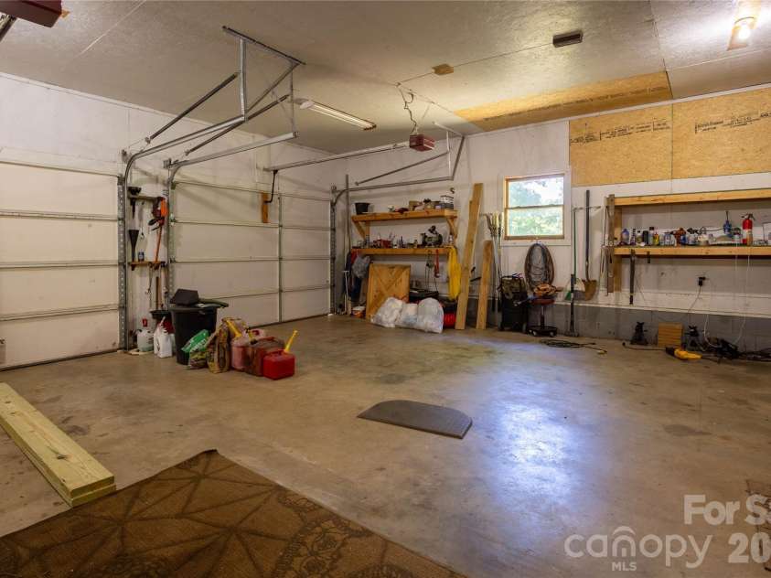 47 Johnson Drive, Marion, NC 28752.  MLS# CAR4386207, YatesRealty ID 26959. 