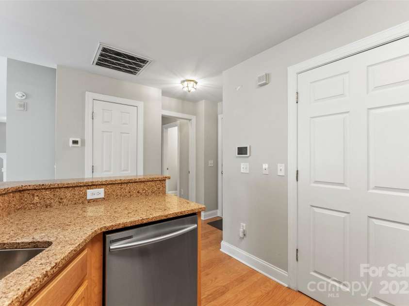 6464 Park Pond Drive, Charlotte, NC 28262.  MLS# CAR4222137, YatesRealty ID 2696. 