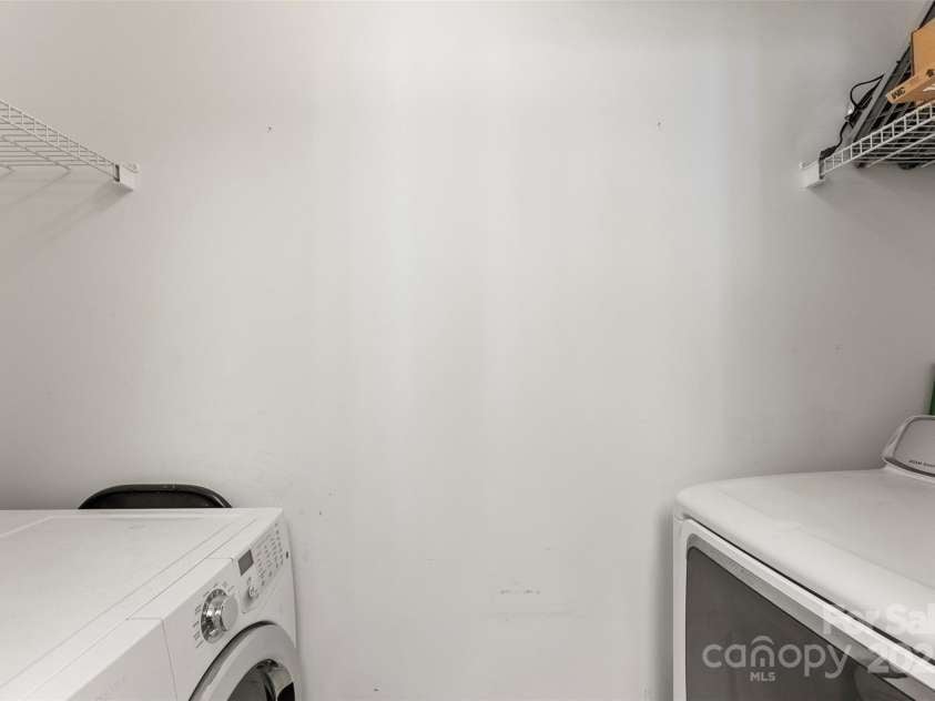 6464 Park Pond Drive, Charlotte, NC 28262.  MLS# CAR4222137, YatesRealty ID 2696. 