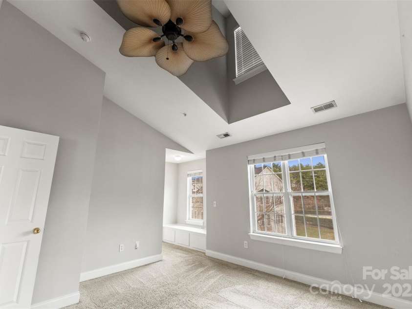 6464 Park Pond Drive, Charlotte, NC 28262.  MLS# CAR4222137, YatesRealty ID 2696. 