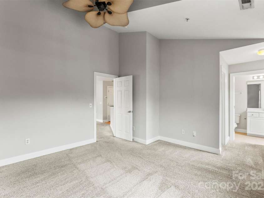 6464 Park Pond Drive, Charlotte, NC 28262.  MLS# CAR4222137, YatesRealty ID 2696. 