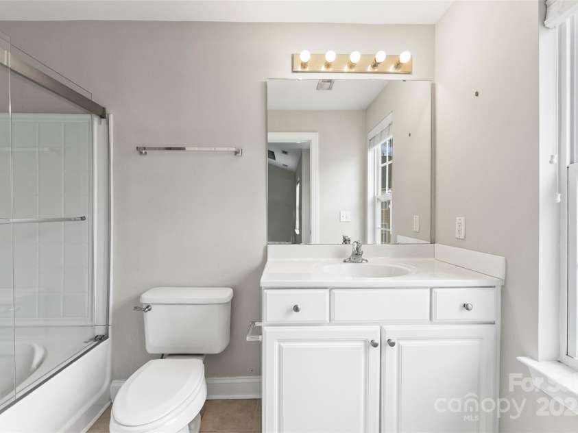 6464 Park Pond Drive, Charlotte, NC 28262.  MLS# CAR4222137, YatesRealty ID 2696. 