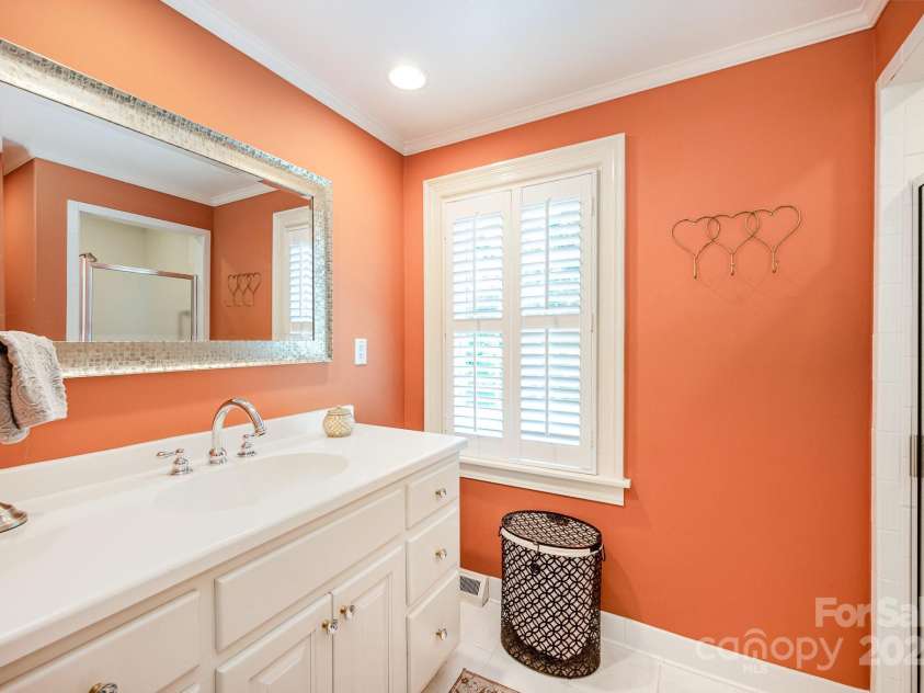 404 Bethel Drive, Salisbury, NC 28144.  MLS# CAR4275816, YatesRealty ID 26960. 