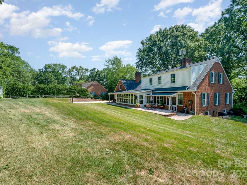 404 Bethel Drive, Salisbury, NC 28144.  MLS# CAR4275816, YatesRealty ID 26960. 