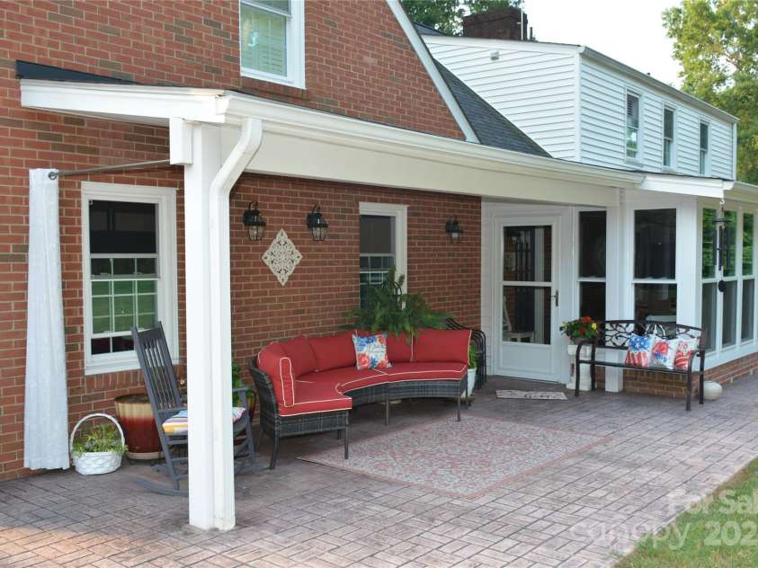 404 Bethel Drive, Salisbury, NC 28144.  MLS# CAR4275816, YatesRealty ID 26960. 