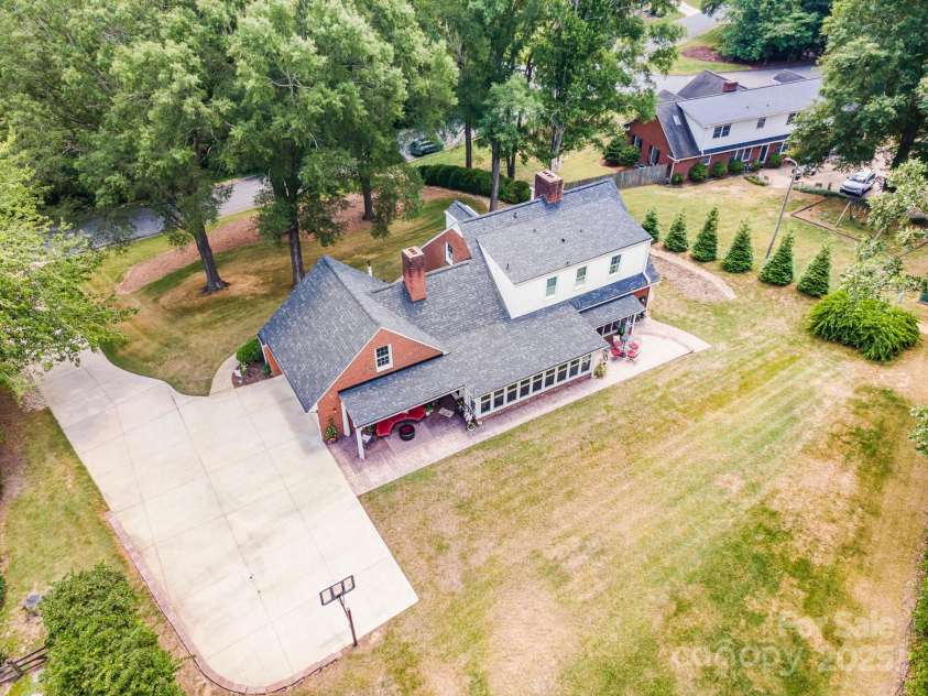 404 Bethel Drive, Salisbury, NC 28144.  MLS# CAR4275816, YatesRealty ID 26960. 