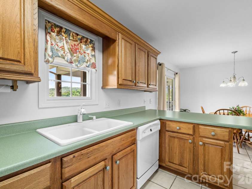 533 Lemons Branch Road, Bryson City, NC 28713.  MLS# CAR4385396, YatesRealty ID 26961. 