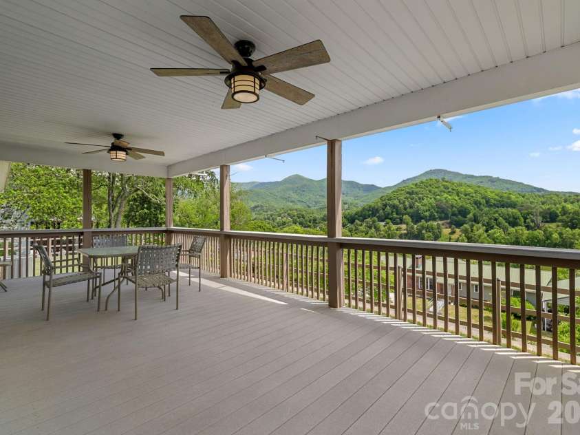 533 Lemons Branch Road, Bryson City, NC 28713.  MLS# CAR4385396, YatesRealty ID 26961. 