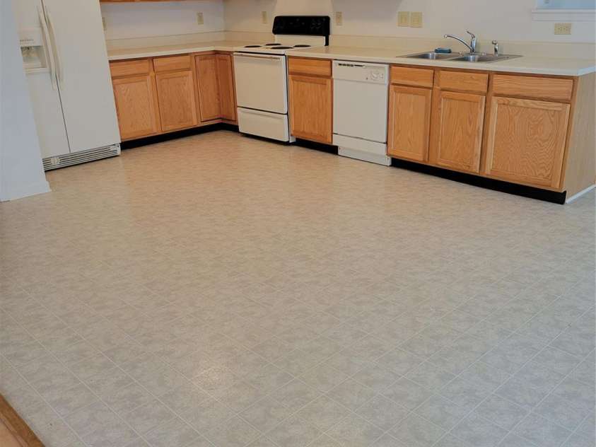 806 Sinclair Drive, Monroe, NC 28112.  MLS# CAR4386272, YatesRealty ID 26962. 