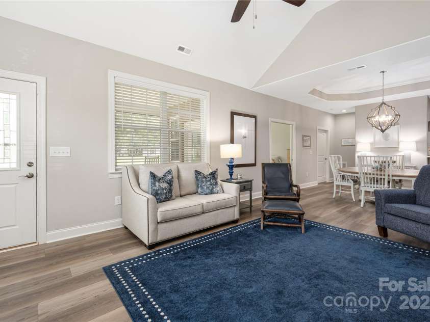 8111 Rainier Drive, Denver, NC 28037.  MLS# CAR4282898, YatesRealty ID 26962. 