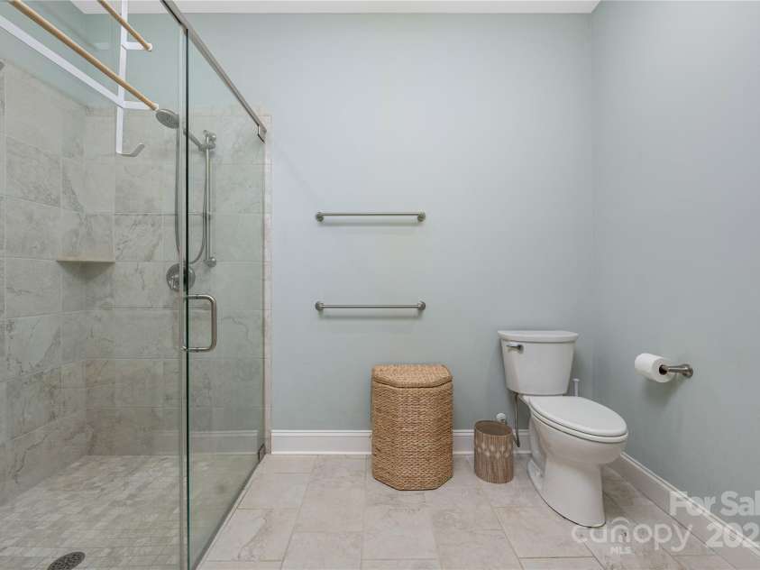 8111 Rainier Drive, Denver, NC 28037.  MLS# CAR4282898, YatesRealty ID 26962. 