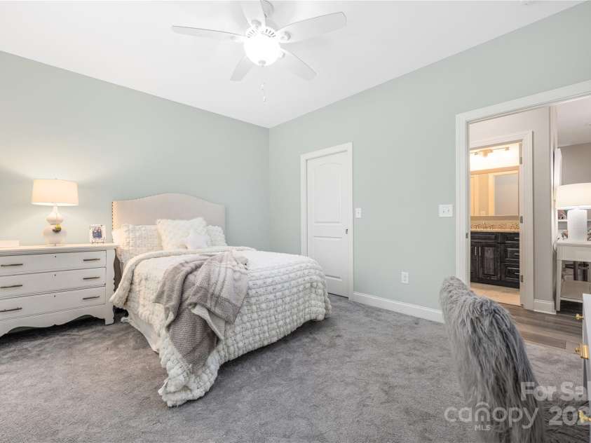 8111 Rainier Drive, Denver, NC 28037.  MLS# CAR4282898, YatesRealty ID 26962. 