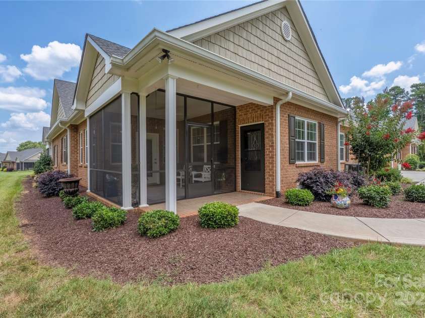 8111 Rainier Drive, Denver, NC 28037.  MLS# CAR4282898, YatesRealty ID 26962. 