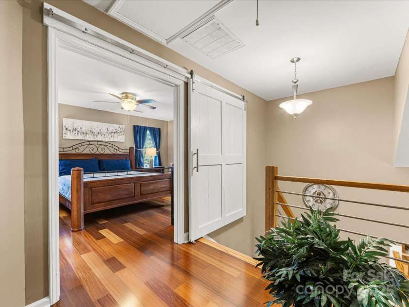 9237 Vicksburg Park Court, Charlotte, NC 28210.  MLS# CAR4278969, YatesRealty ID 26963. 