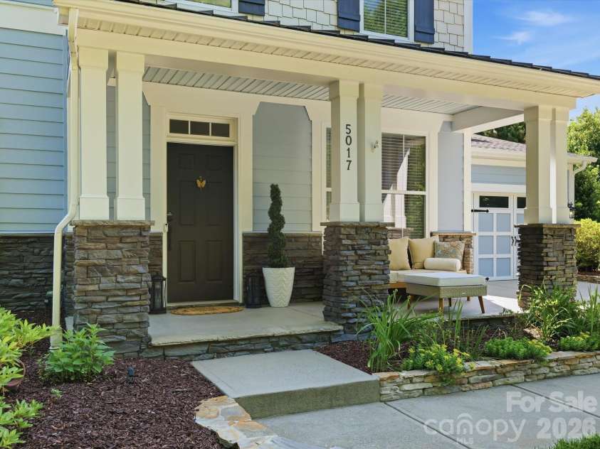 5017 Hedgebrook Lane, Waxhaw, NC 28173.  MLS# CAR4383451, YatesRealty ID 26964. 