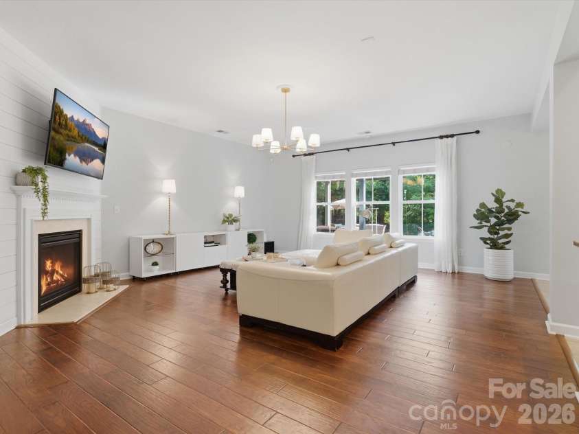 5017 Hedgebrook Lane, Waxhaw, NC 28173.  MLS# CAR4383451, YatesRealty ID 26964. 