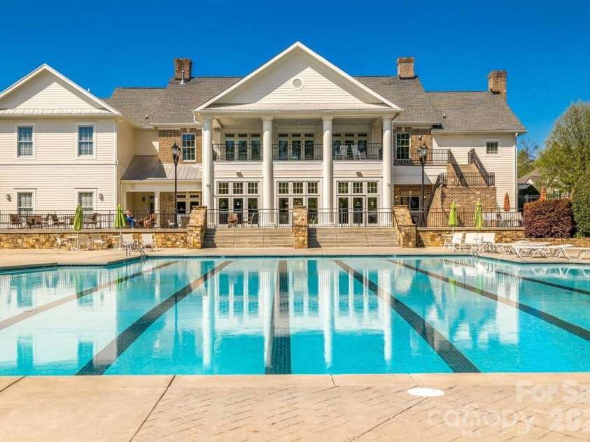 5017 Hedgebrook Lane, Waxhaw, NC 28173.  MLS# CAR4383451, YatesRealty ID 26964. 