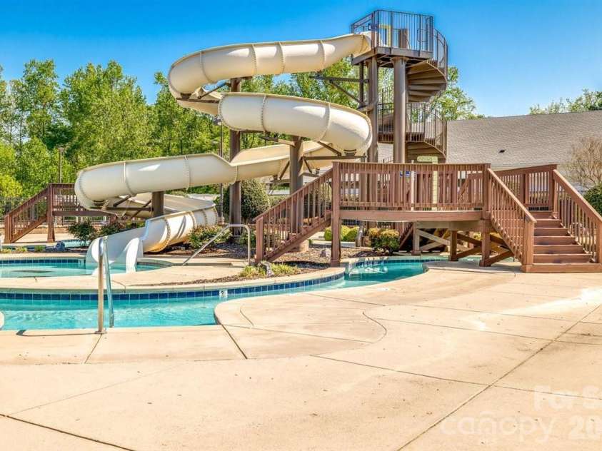 5017 Hedgebrook Lane, Waxhaw, NC 28173.  MLS# CAR4383451, YatesRealty ID 26964. 