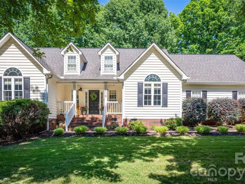 116 High Shoals Lane, Statesville, NC 28677.  MLS# CAR4383677, YatesRealty ID 26965. 