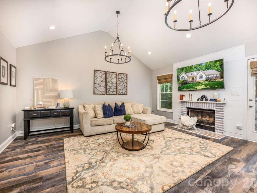116 High Shoals Lane, Statesville, NC 28677.  MLS# CAR4383677, YatesRealty ID 26965. 