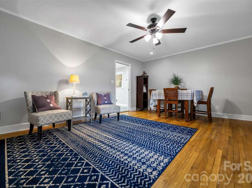 938 6th Avenue, Gastonia, NC 28054.  MLS# CAR4382687, YatesRealty ID 26966. 