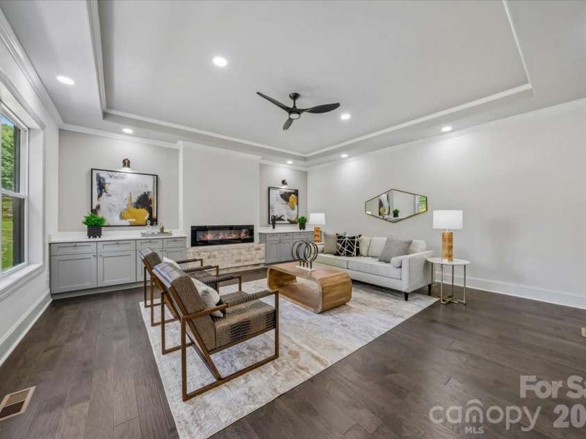 641 Cottonfield Circle, Waxhaw, NC 28173.  MLS# CAR4386937, YatesRealty ID 26968. 
