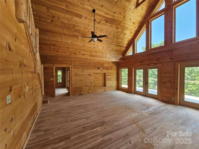 266 Potomac Falls Drive, Black Mountain, NC 28711.  MLS# CAR4293950, YatesRealty ID 2697. 