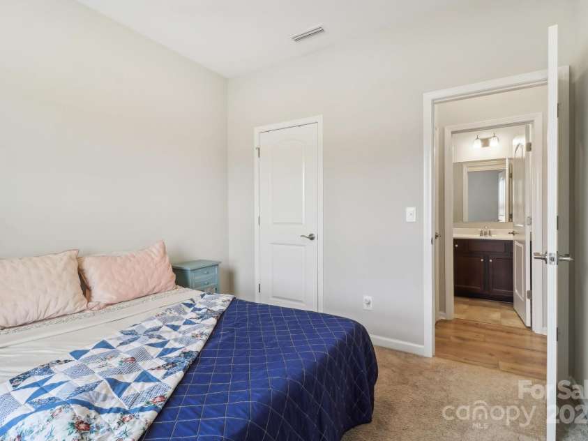 50143 Robins Nest Lane, Lancaster, SC 29720.  MLS# CAR4222228, YatesRealty ID 2697. 