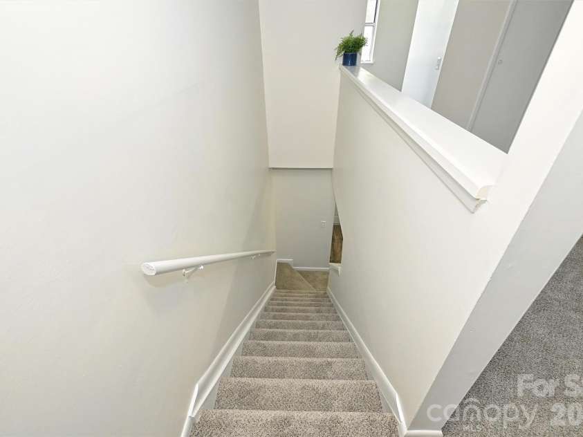 3131 Heathstead Place, Charlotte, NC 28210.  MLS# CAR4384029, YatesRealty ID 26970. 