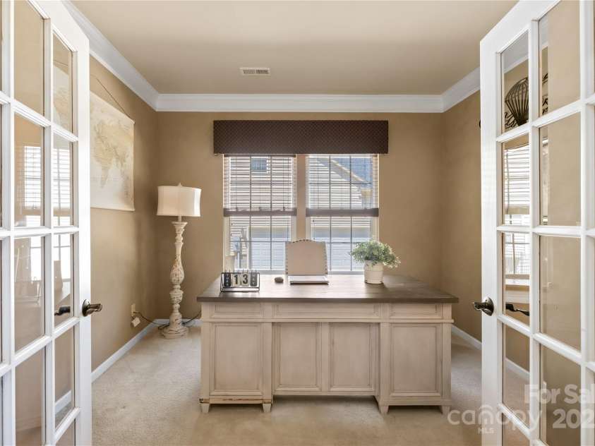 4103 Amber Leigh Way Drive, Charlotte, NC 28269.  MLS# CAR4277812, YatesRealty ID 26970. 