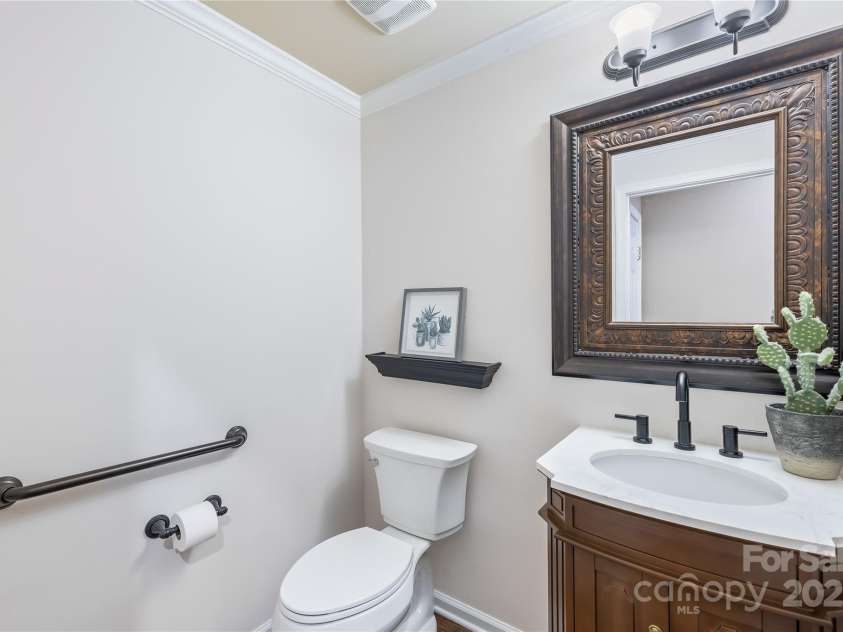 4103 Amber Leigh Way Drive, Charlotte, NC 28269.  MLS# CAR4277812, YatesRealty ID 26970. 