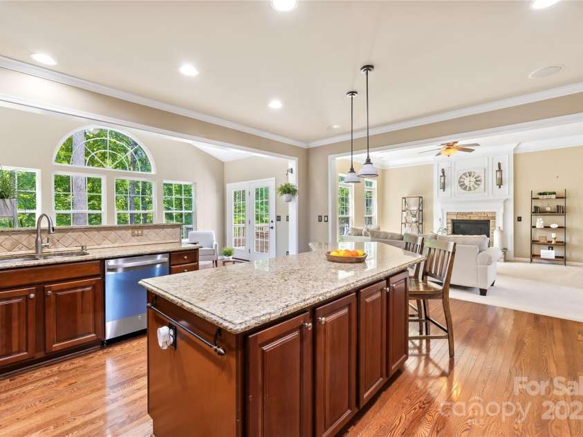 4103 Amber Leigh Way Drive, Charlotte, NC 28269.  MLS# CAR4277812, YatesRealty ID 26970. 