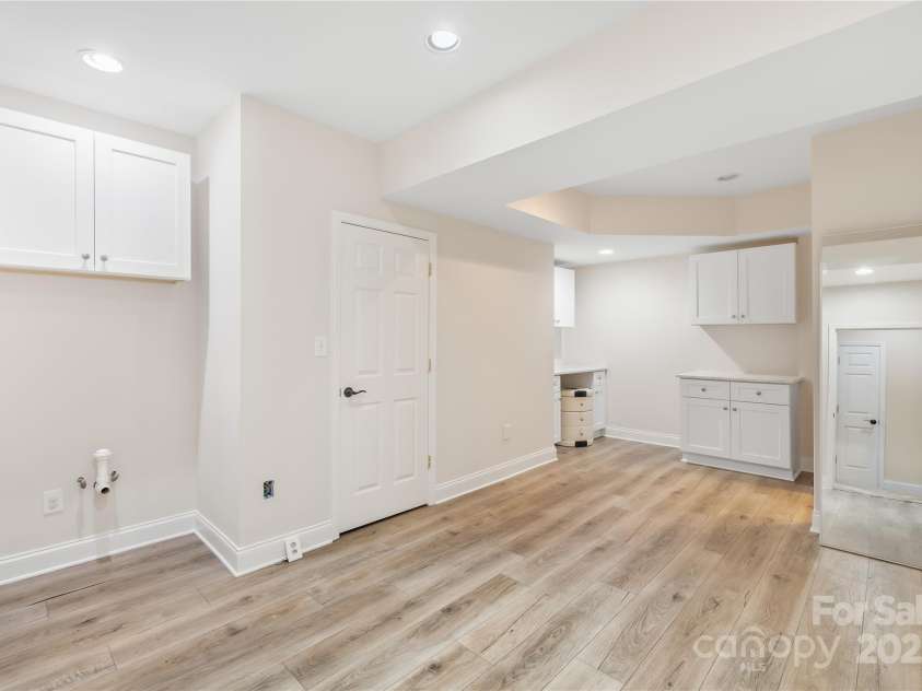 4103 Amber Leigh Way Drive, Charlotte, NC 28269.  MLS# CAR4277812, YatesRealty ID 26970. 