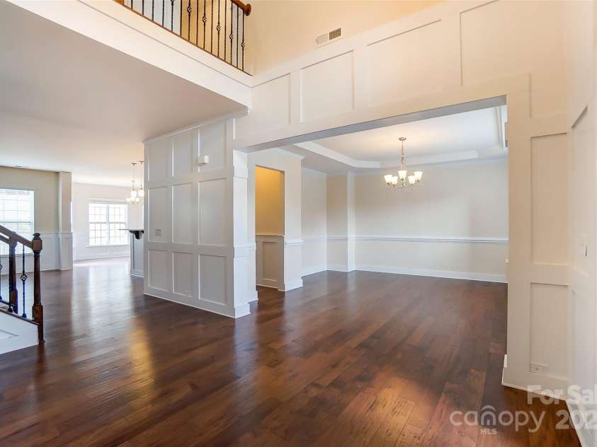 15031 Brannock Hills Drive, Charlotte, NC 28278.  MLS# CAR4282601, YatesRealty ID 26971. 