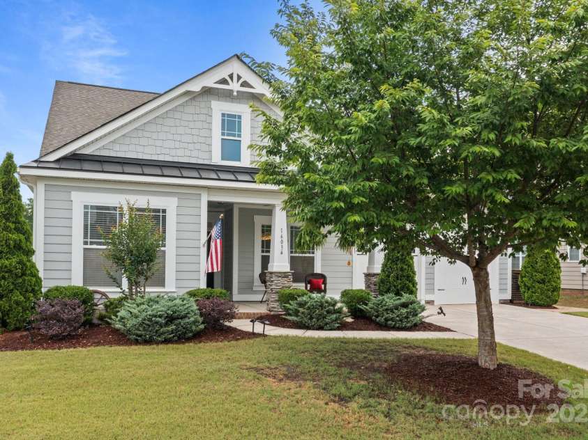 16034 Rushwick Drive, Huntersville, NC 28078.  MLS# CAR4262990, YatesRealty ID 26972. 