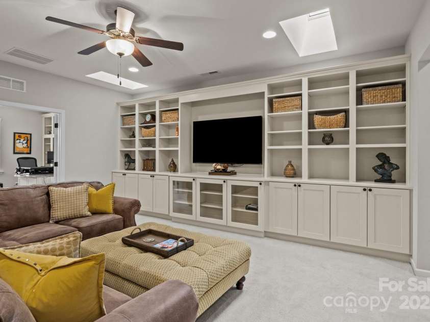 16034 Rushwick Drive, Huntersville, NC 28078.  MLS# CAR4262990, YatesRealty ID 26972. Loft w/ skylights & gorgeous built-ins